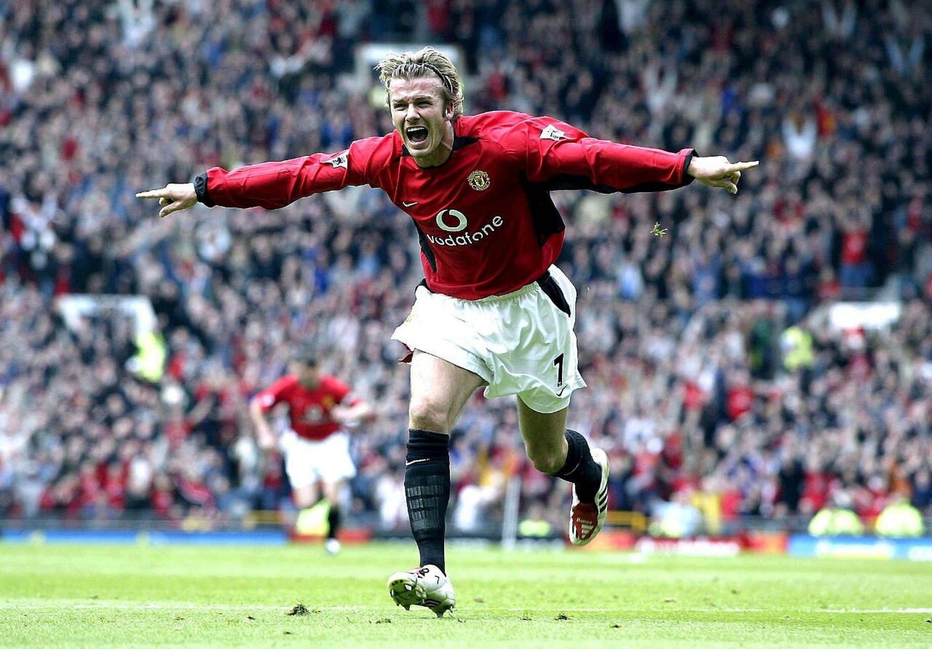 场边摩擦 场边摩擦