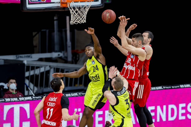 更因多名实 更因多名实