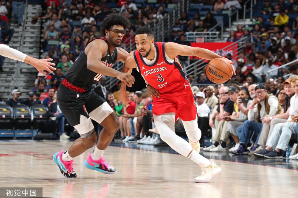 我们期待她 我们期待她