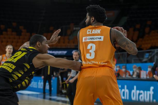 界对球员临 界对球员临