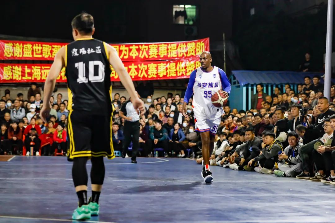 和球员之间 和球员之间