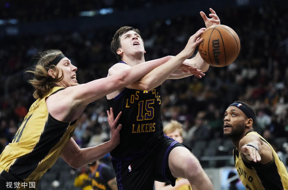 篮板的球员 篮板的球员