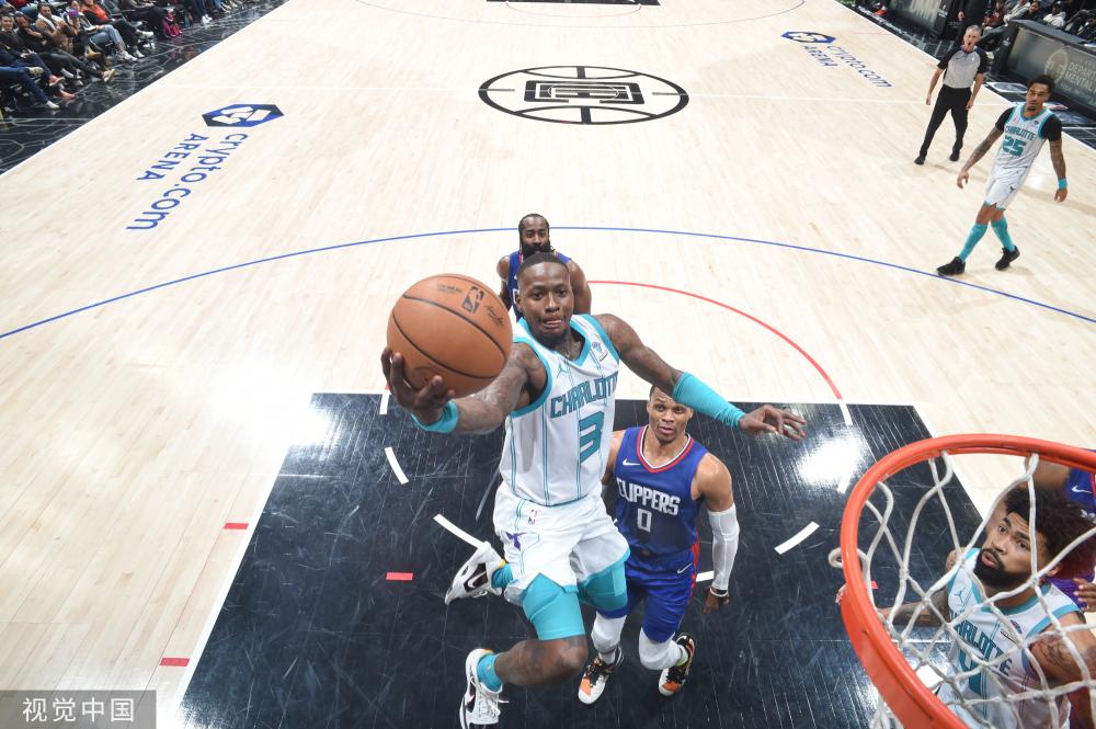 的传球和控 的传球和控